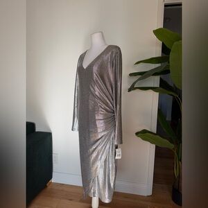 Ronni Nicole Shimmery Silver V-Neck Long Sleeve Dress